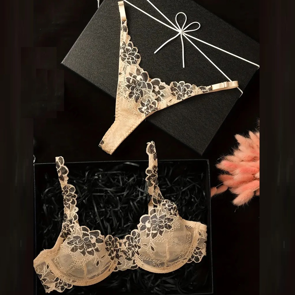 Conjunto de Dos Piezas de Lencería Romántica