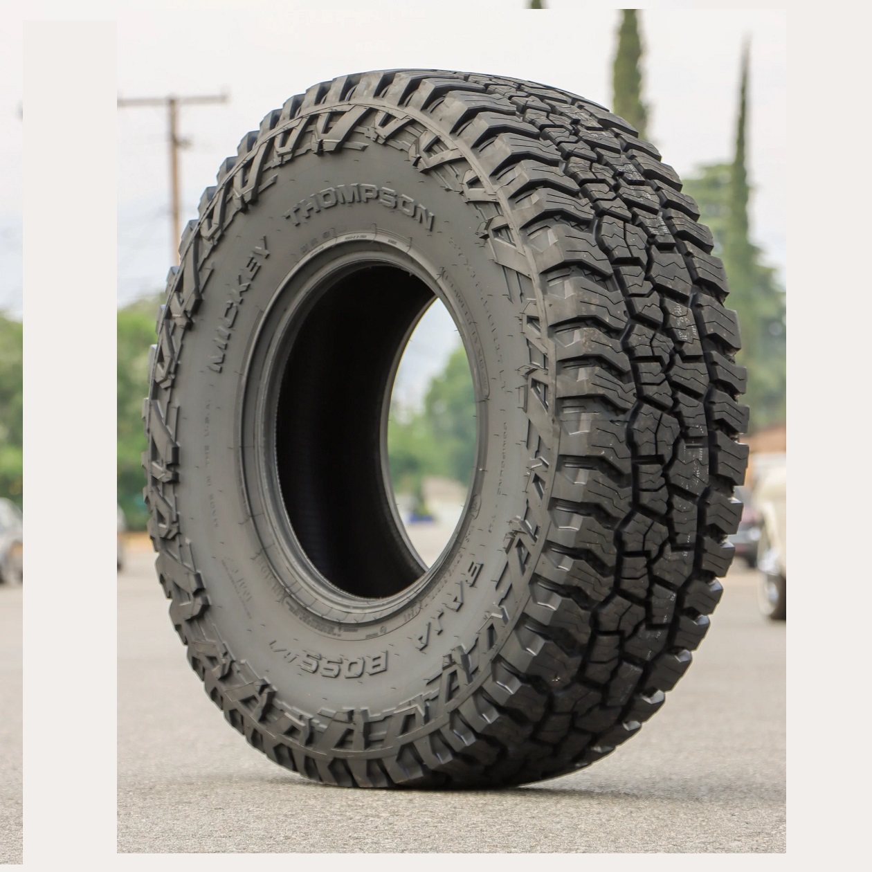 Llanta 35 12.50 R22 BAJA BOSS A/T 121Q 12/C MICKEY THOMPSON 