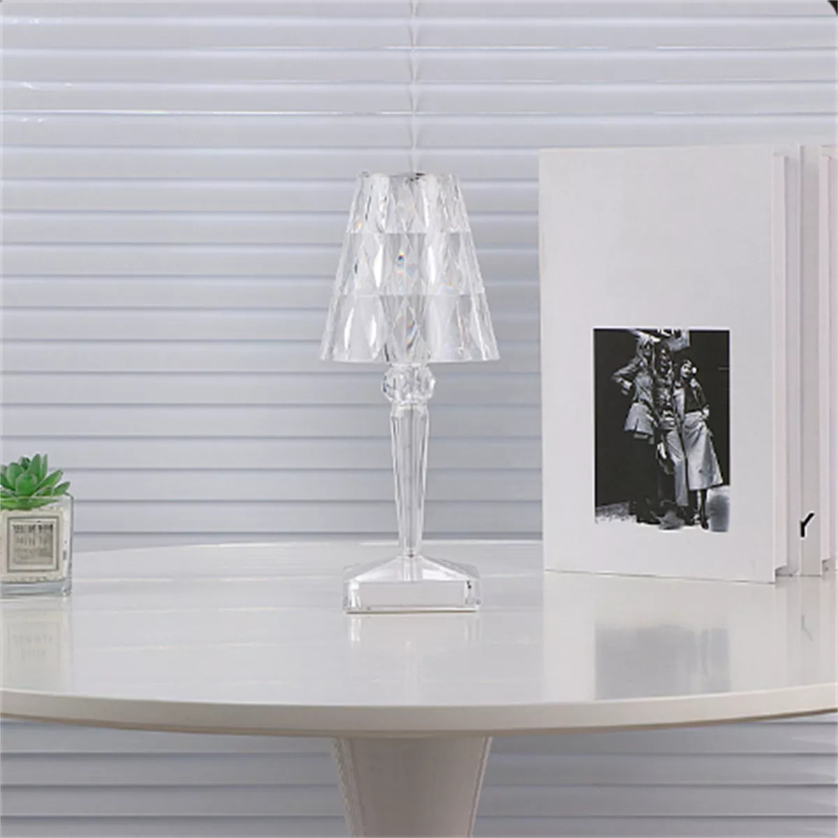 Lampara De Noche De Cristal 3d Recargable Por Usb Aigostar