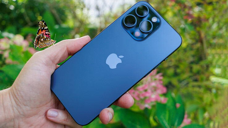 Apple iPhone 15 Pro Max 256 GB Azul Titanio Reacondicionado Grado A Excelente