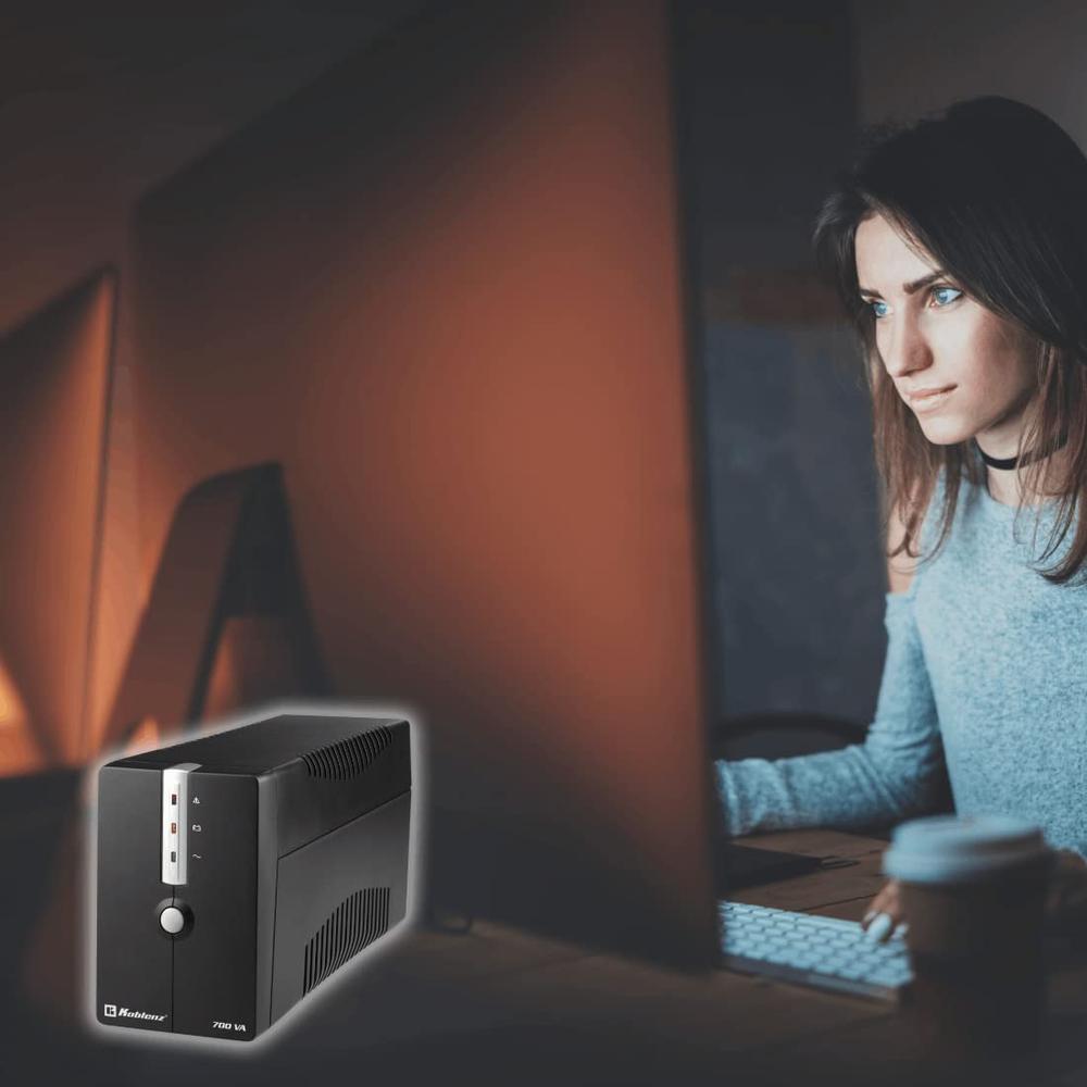No Break Koblenz 7016-usb/r 700va Entrada 90-145v Regulador
