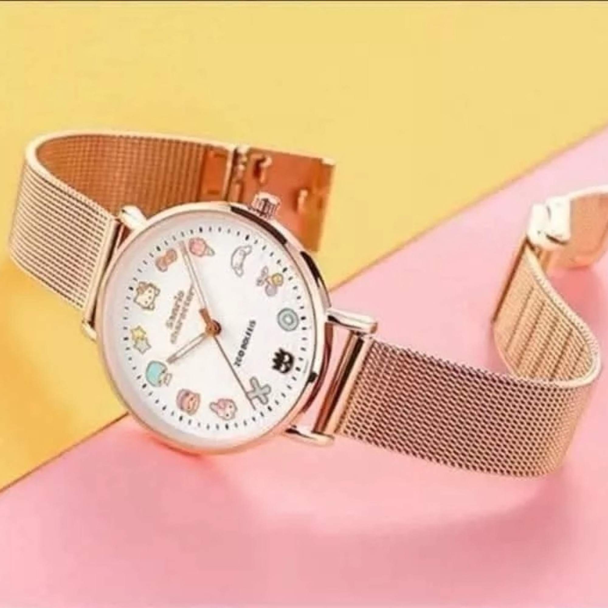 Reloj Hello Kitty, marca Generica, contra el agua, con pila incluida