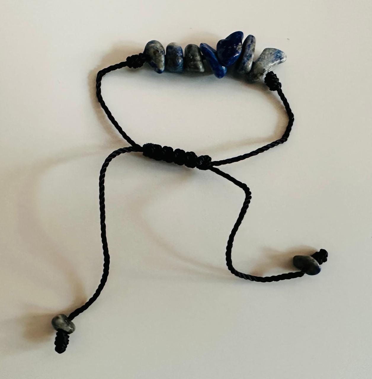 Pulsera Cuarzo Chips lapislázuli sabiduría, protección,  claridad mental, paz, calma, serenidad