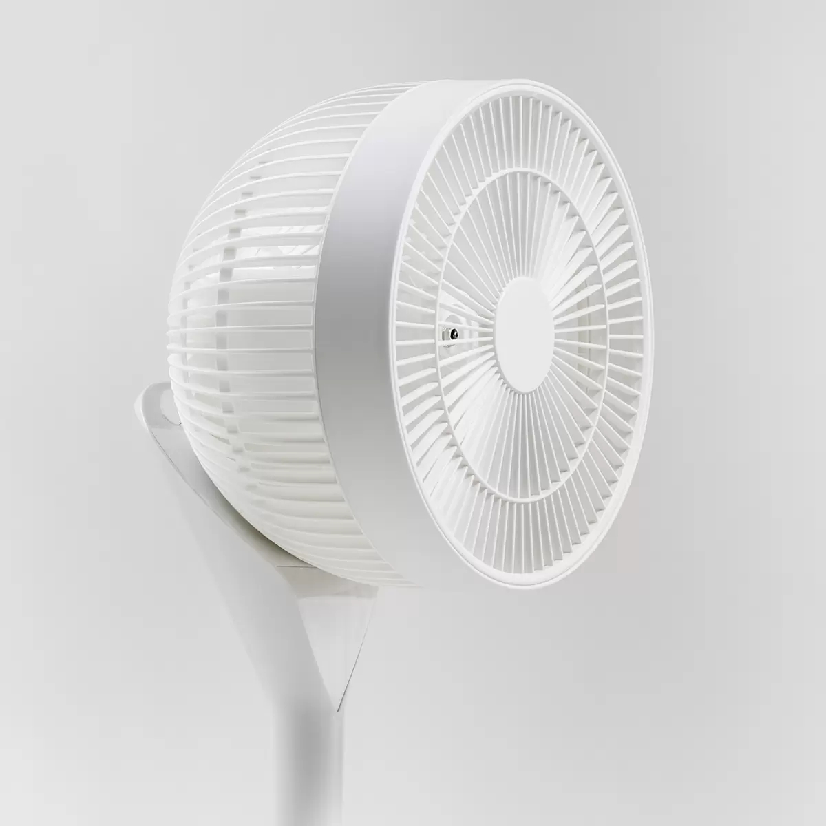 Ventilador de Pedestal Woozoo STF-360DC Oscilación Vertilcal y Horizontal 12 Velocidades - Multicolor