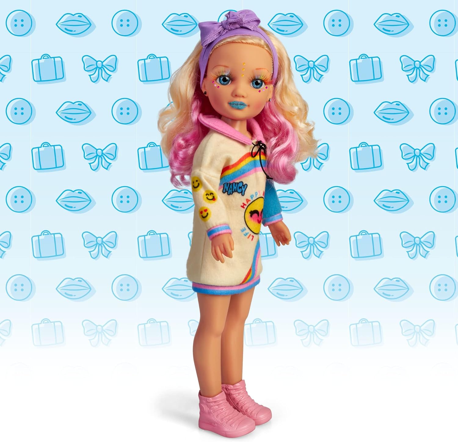 Muñeca Nancy Un Día Con Maquillaje De Arcoiris Famosa