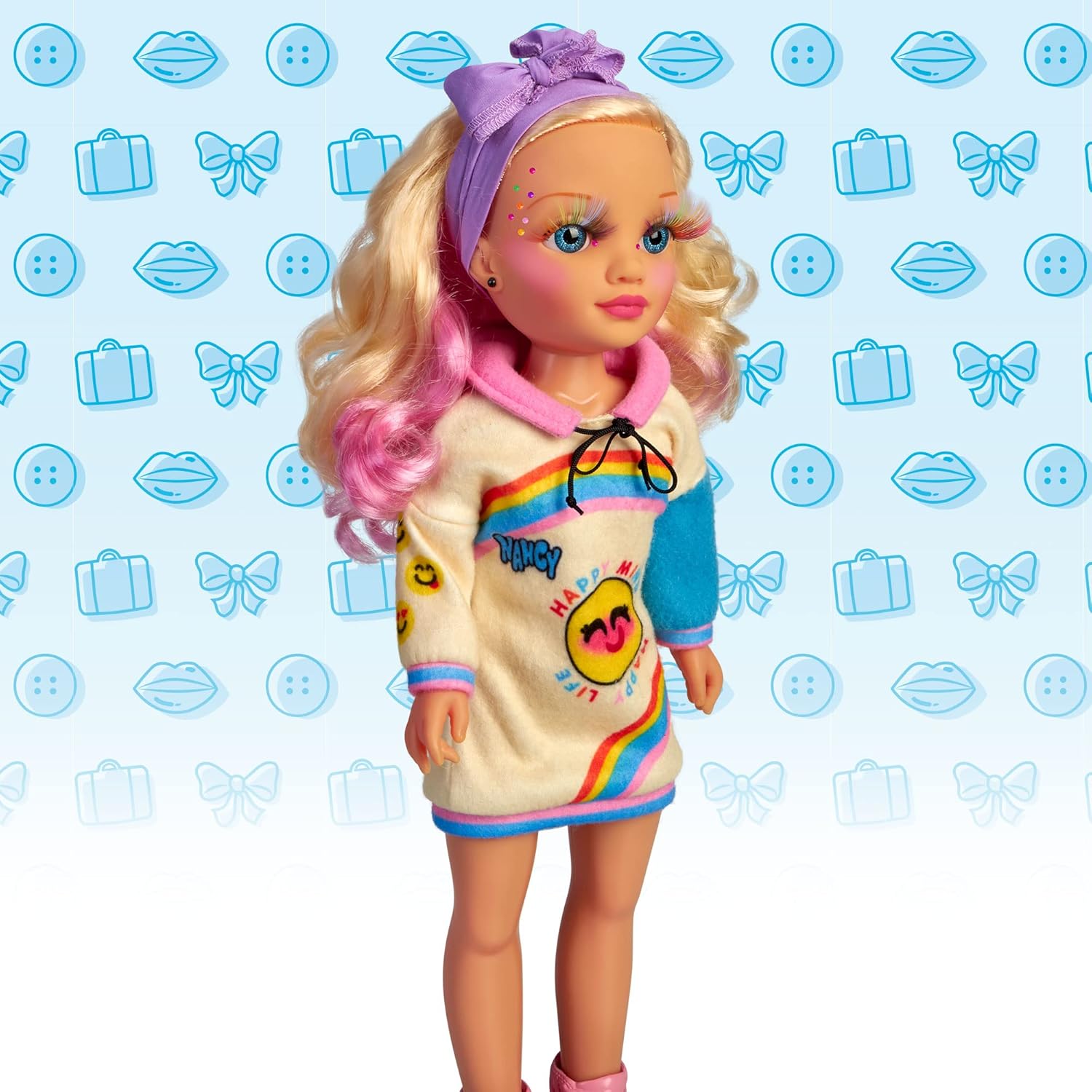 Muñeca Nancy Un Día Con Maquillaje De Arcoiris Famosa