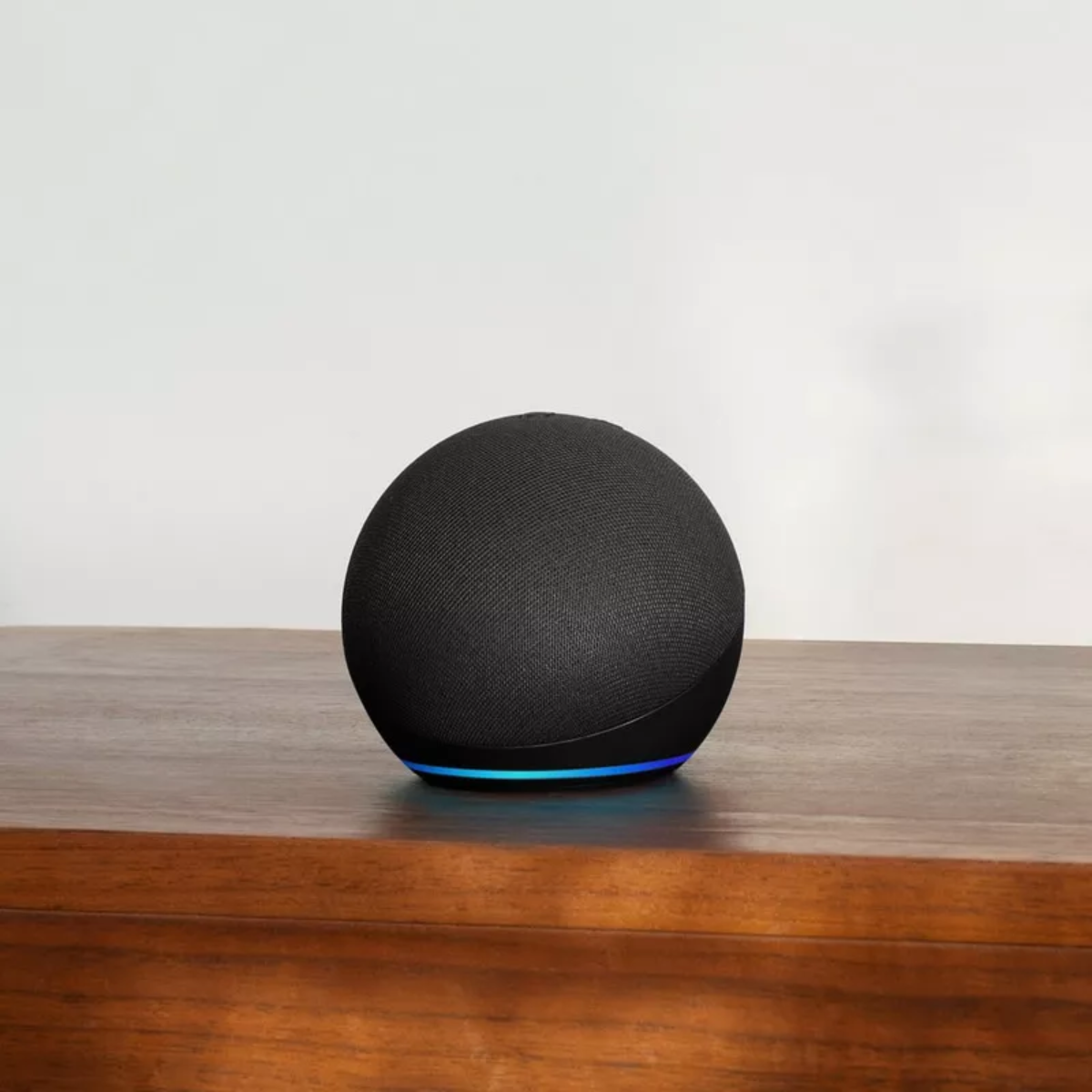 Amazon Echo Dot 5th Generación, Bocina Inteligente Alexa, 240v, Negro