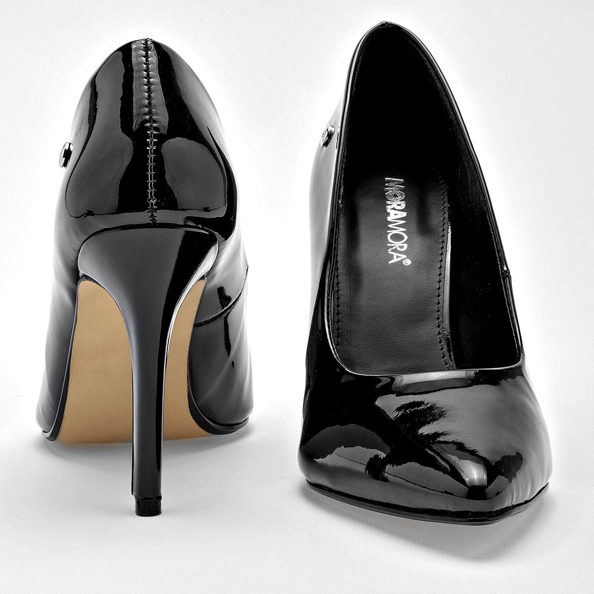 MORAMORA ERIKA ZAPATILLA MUJER CASUAL TACON 10 CM COLOR NEGRO CHAROL