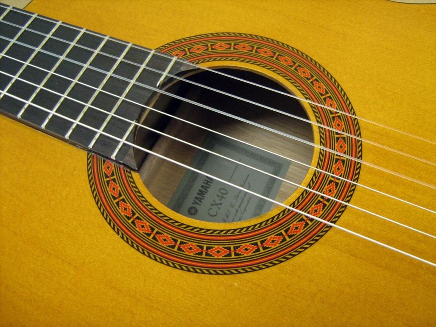 Yamaha Guitarra Electroacústica Cx40