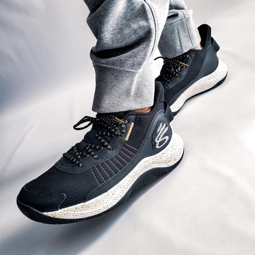 Tenis Under Armour Curry 3Z7 3026622001 Negro Hombre