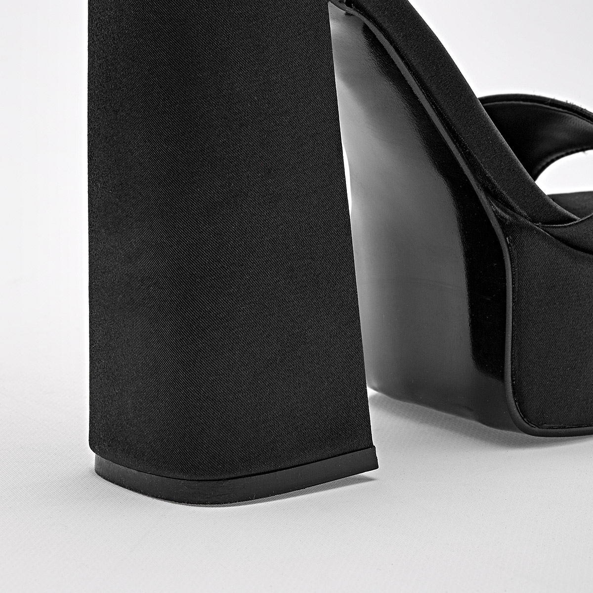 ZAPATILLA TACON 13 CM MUJER D'CRISTIAN 1112 NEGRO