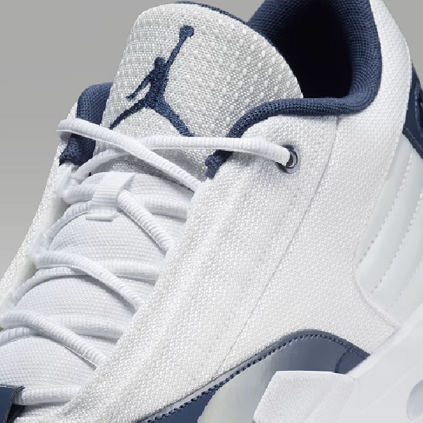Tenis Jordan Max Aura 6 Blanco/marino Hombre Tallas #25 al #30