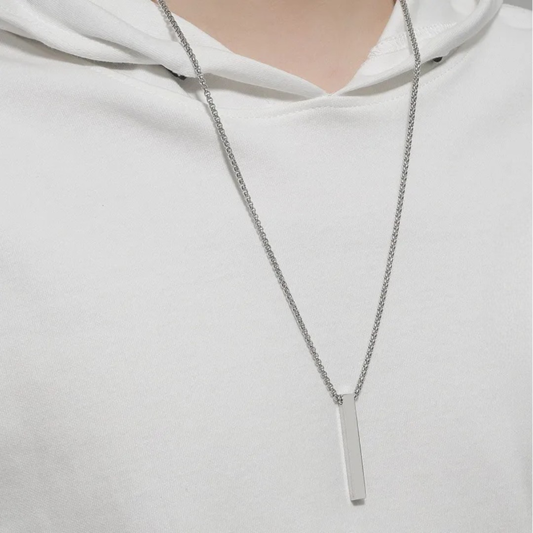 Collar Geométrico de Acero Inoxidable Plateado para Caballero