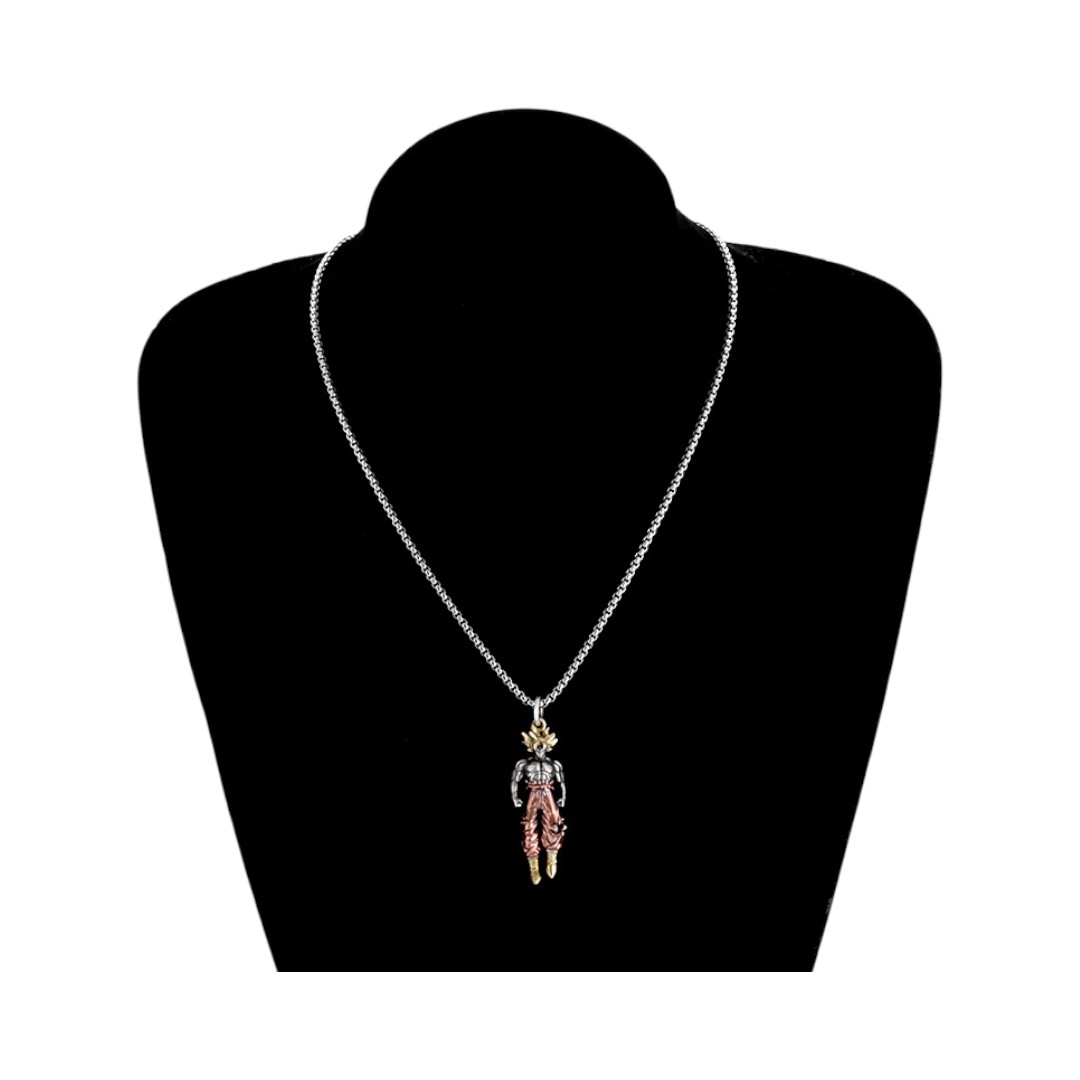 Collar de Guerrero de Metal Plateado con Carmín y Dorado para Caballero