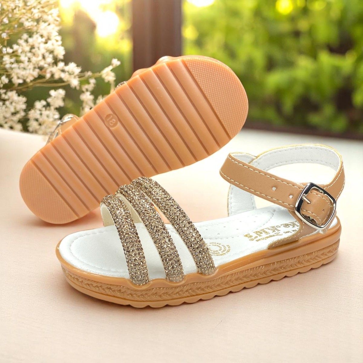 Huaraches Infantiles Dorados, Cómodos y Elegantes para Niña