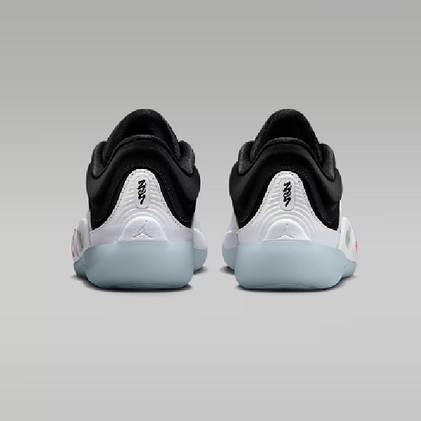 Tenis Jordan Zion 4 Blanco/negro Mujer Tallas #22.5 al #25