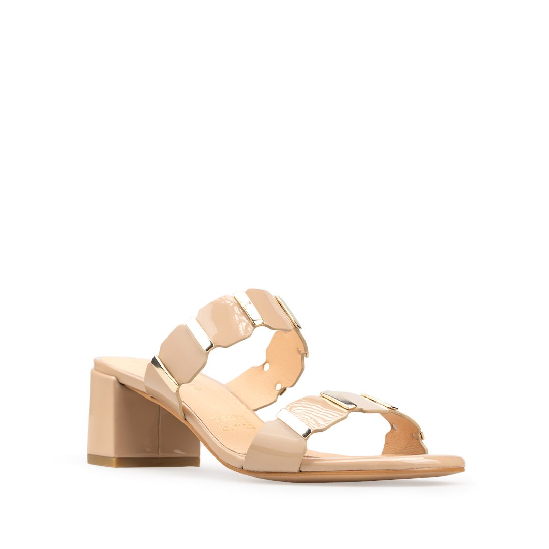 Zapatillas De Tacón Ancho Davenia Con Pulsera Para Dama Mod. Nadia Beige