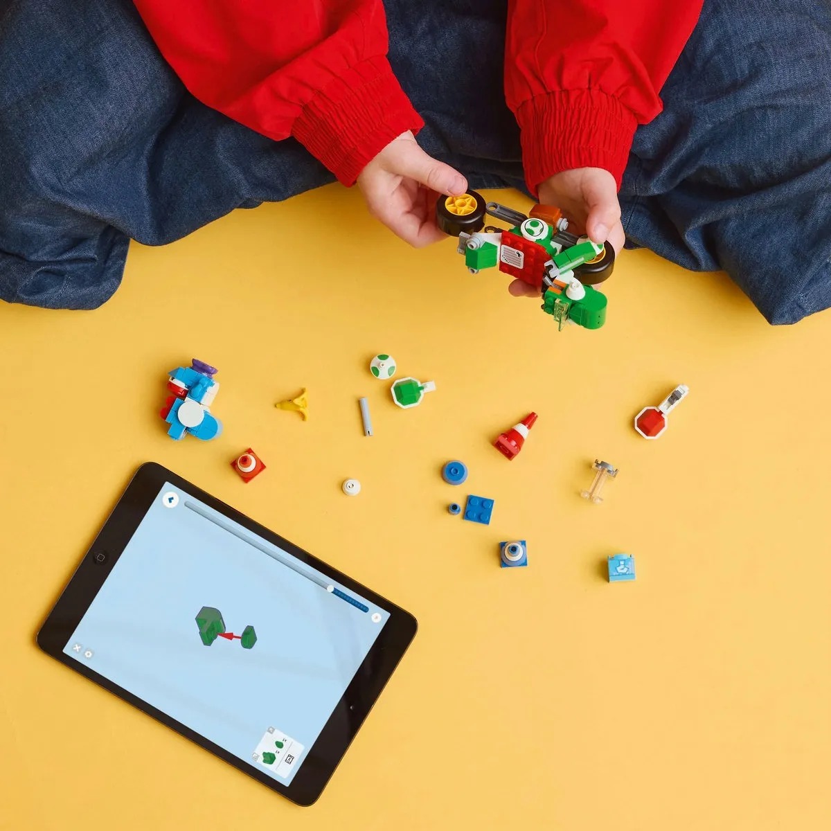 LEGO® Super Mario™: Mario Kart™: Yoshiciclo 72031; Yoshi azul con moto inspirado en la serie de Nintendo®; juguete para niño 7+