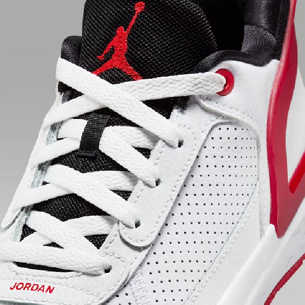 Tenis Jordan DAY1 EO Blanco/rojo Niños Tallas #20 al #25