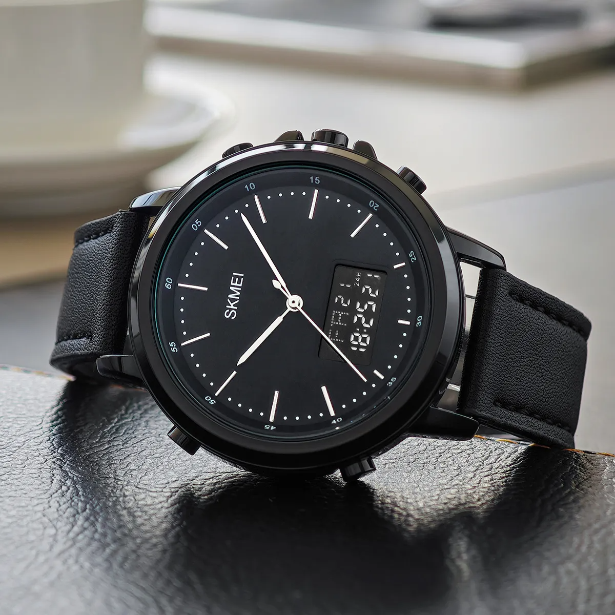 Reloj De Cuero Impermeable Luminoso Skmei