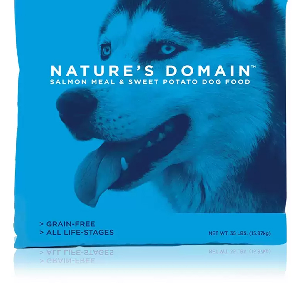Alimento Para Perro Natures Domain Salmón Camote 15.87kg