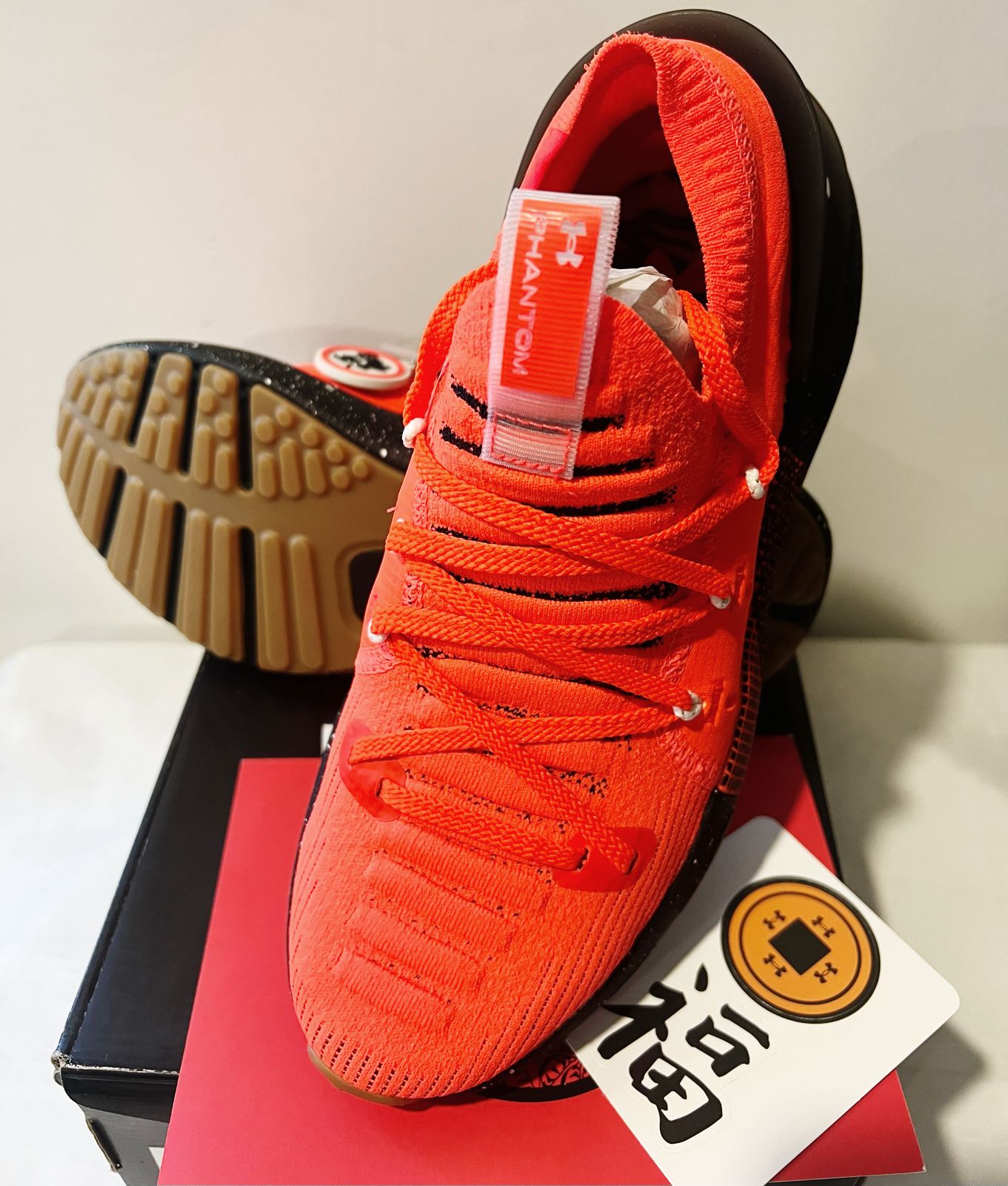 Tenis Under Armour Hovr Phantom 3 'lunar New Year'