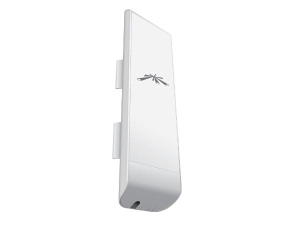 Ubiquiti Networks NanoStation airMAX M2 CPE,  hasta 150 Mbps, frecuencia 2 GHz (2412-2462 MHz) con antena integrada de 11 dBi
