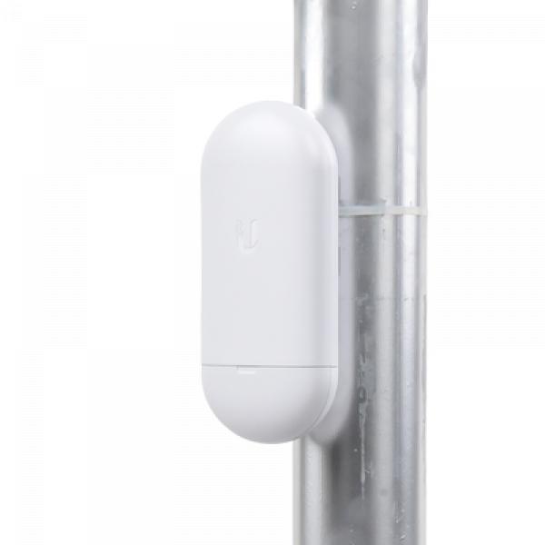 Ubiquiti Networks NanoStation airMAX Loco5AC CPE hasta 450 Mbps, 5 GHz (5150 - 5875 MHz), con antena integrada de 13 dBi, no incluye adaptador PoE
