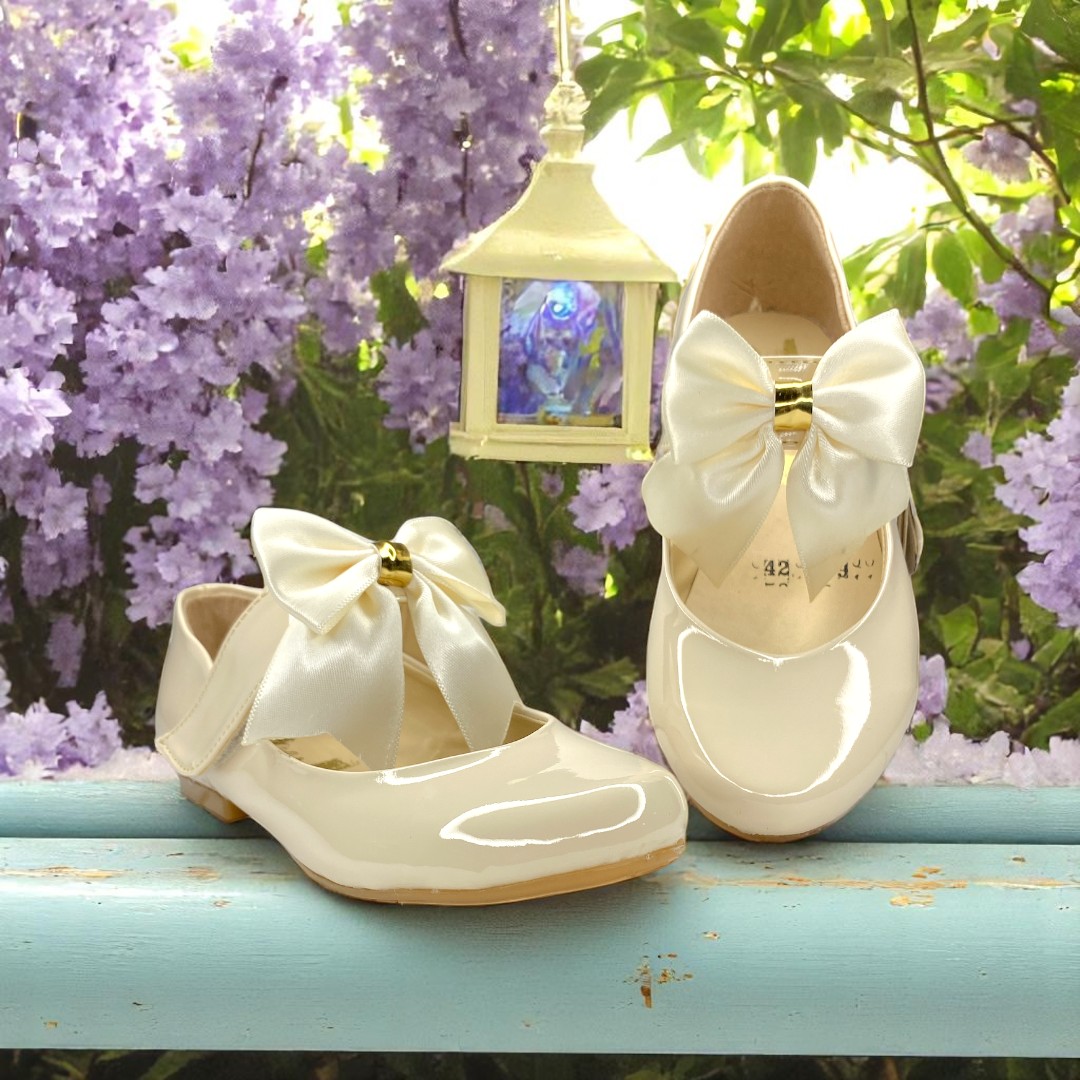Zapatos De Princesa Bella Durmiente Casuales Aurora Beige LAS CUATAS.