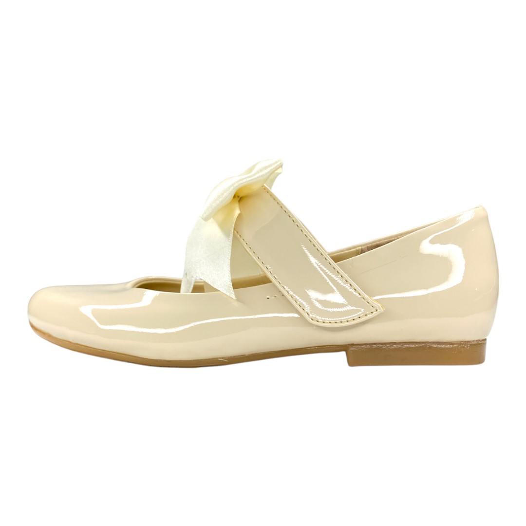 Zapatos De Princesa Bella Durmiente Casuales Aurora Beige LAS CUATAS.