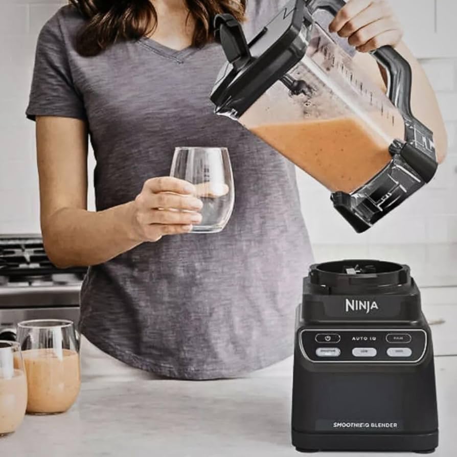 LICUADORA NINJA CO750B SMOOTHIEIQ 3 VEL VASO DE PLASTICO 2 LT NEGRO