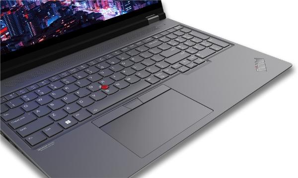 Lenovo Workstation Lenovo ThinkPad P16 G2 16" Intel Core i7-13700HX Disco duro 1TB SSD Ram 32GB Windows 11 Pro Color Gris