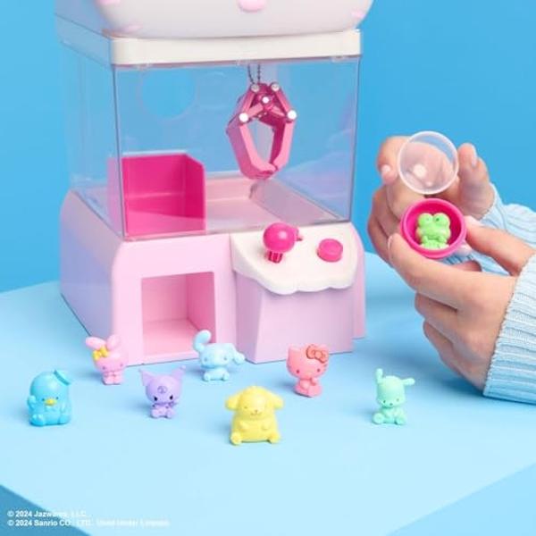 Hello Kitty and Friends, 12” Claw Machine with 8 Collectible Mini Figures - Officially Licensed Sanrio Product from Jazwares (Amazon Exclusive)