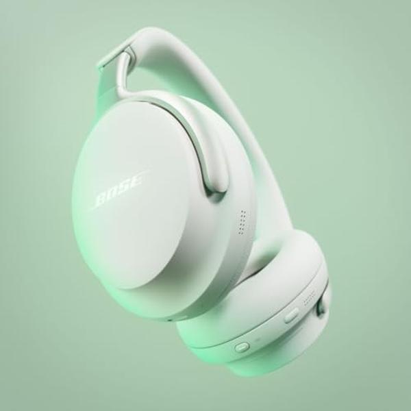 Bose QuietComfort Ultra Bluetooth Headphones, Wireless Headphones with Spatial Audio, Over Ear Noise Cancelling with Mic, Up to 24 Hours of Playtime, White Smoke