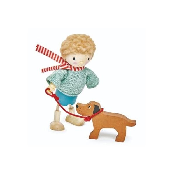 Tender Leaf Toys - The Goodwood Family - Wooden Miniatures Flexible Doll, Multicultural Action Figure for Dollhouse - Encourage Creative and Imaginative Fun Play for Children - Age
