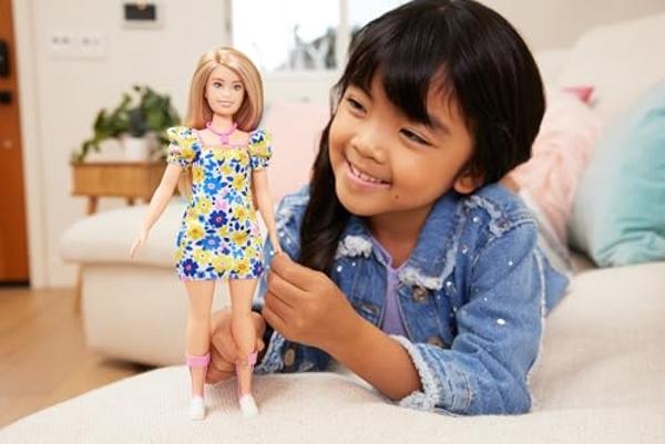 Barbie Cutie Reveal Doll & Accessories, Color Dream Series, Tie-Dyed Penguin Costume & 10 Surprises Including Color Change