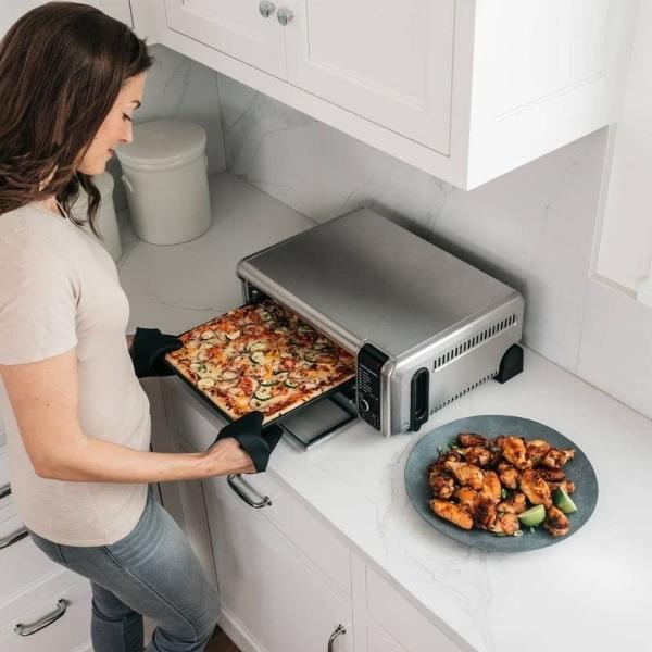 Ninja FT102CO Foodi 9-in-1 Digital Air Fry Oven Air Fry, Air Roast, Air Broil, Bake, Bagel, Toast, Dehydrate, Keep Warm, and Reheat, Stainless Steel (Renewed)
