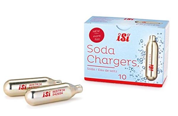 iSi Classic Sodamaker Set with Soda Siphon Chargers, 50-Pack - Stainless Steel 1-Quart Sparkling Water System & CO2 Carbonation Chargers for Carbonated Drinks, Juices, Cocktails - 