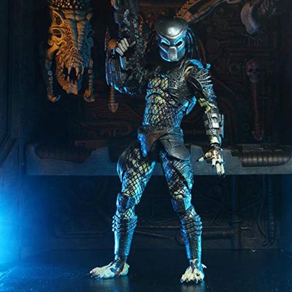 Medicom DC Comics: Batman Hush Mafex Action Figure