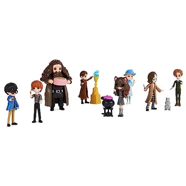 Wizarding World, Harry Potter WB 100th Set with 8 Figures and 5 Doll Accessories