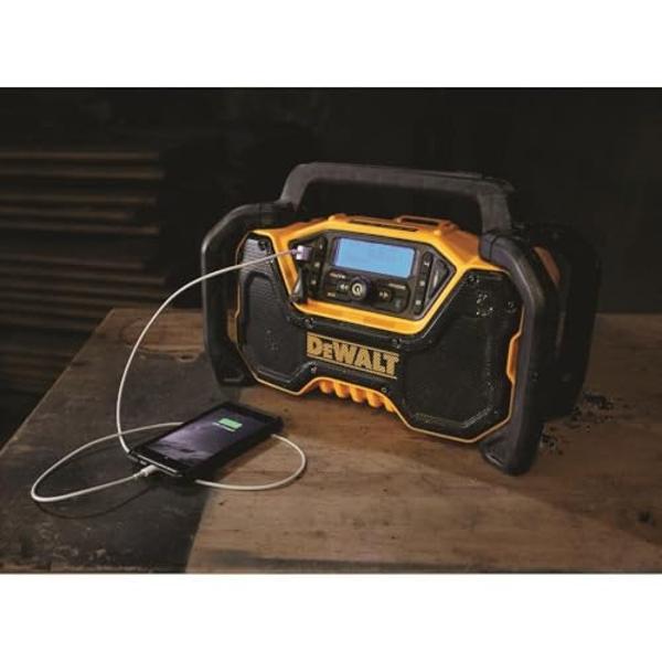 DEWALT 12V/20V MAX Portable Bluetooth Radio, Cordless, 100 ft Range, 3.5” Subwoofers, Jobsite (DCR028B)