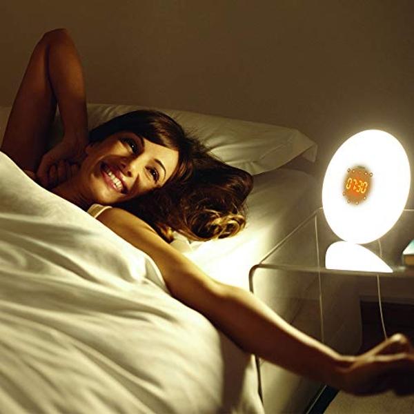 Philips Wake-Up Light Alarm Clock HF3505/01 with Sunrise Simulation - 2 Natural Sounds and Radio