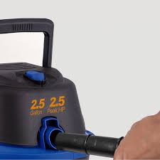 ASPIRADORA KOBLENZ WD25 MA DE BOTE SECO/MOJADO CAP 2.5 GAL NEGRO CON AZUL