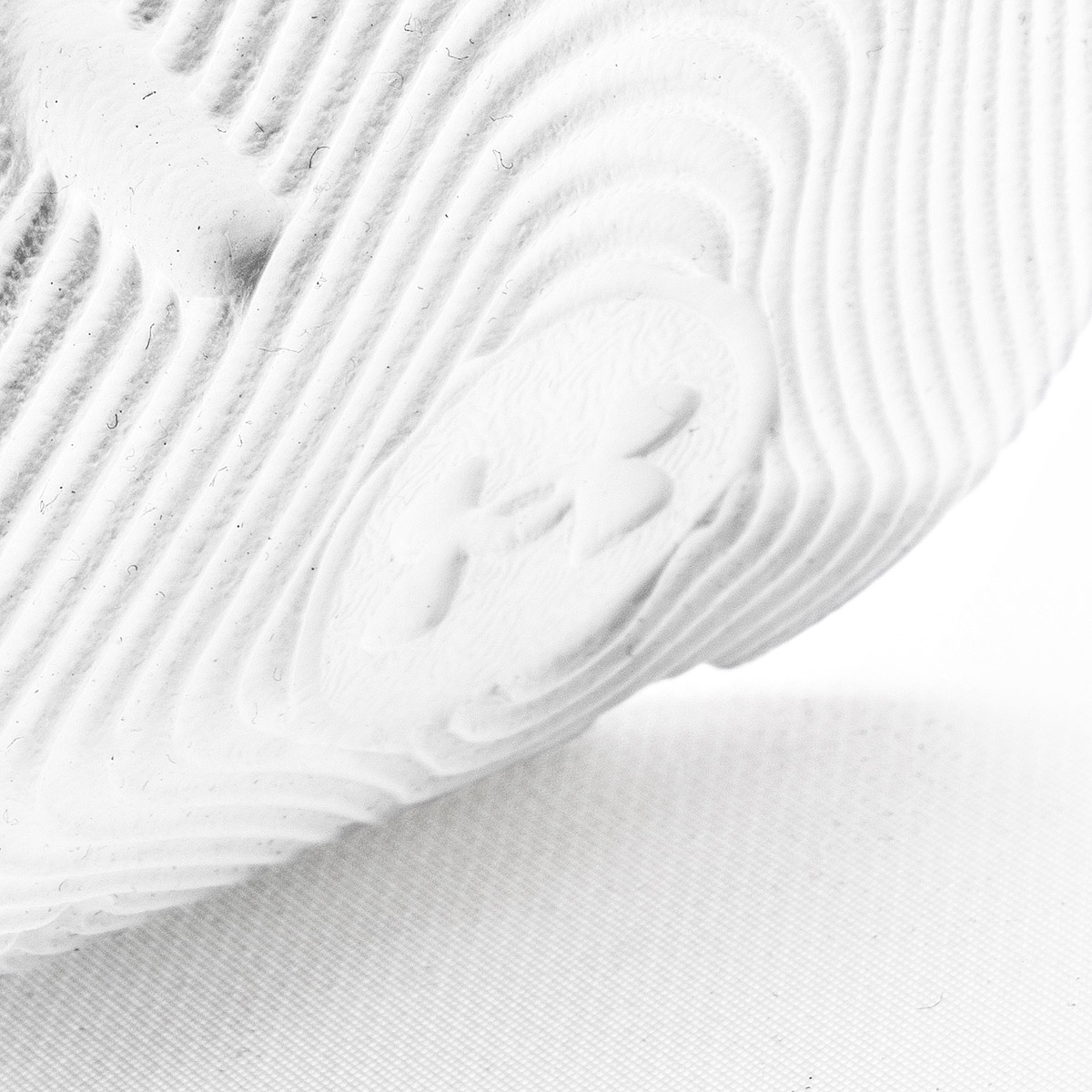 UNDER ARMOUR  UA Mojo 2 TENIS HOMBRE DEPORTIVO COLOR BLANCO AZUL