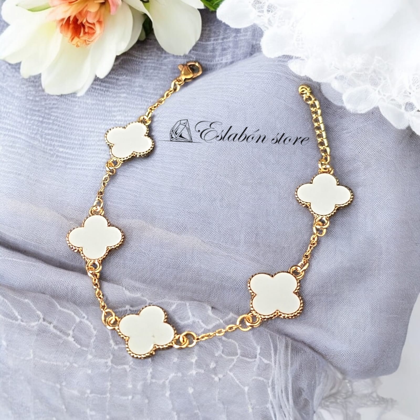 Pulsera de trebol, lucky clover de doble cara, color blanco perla