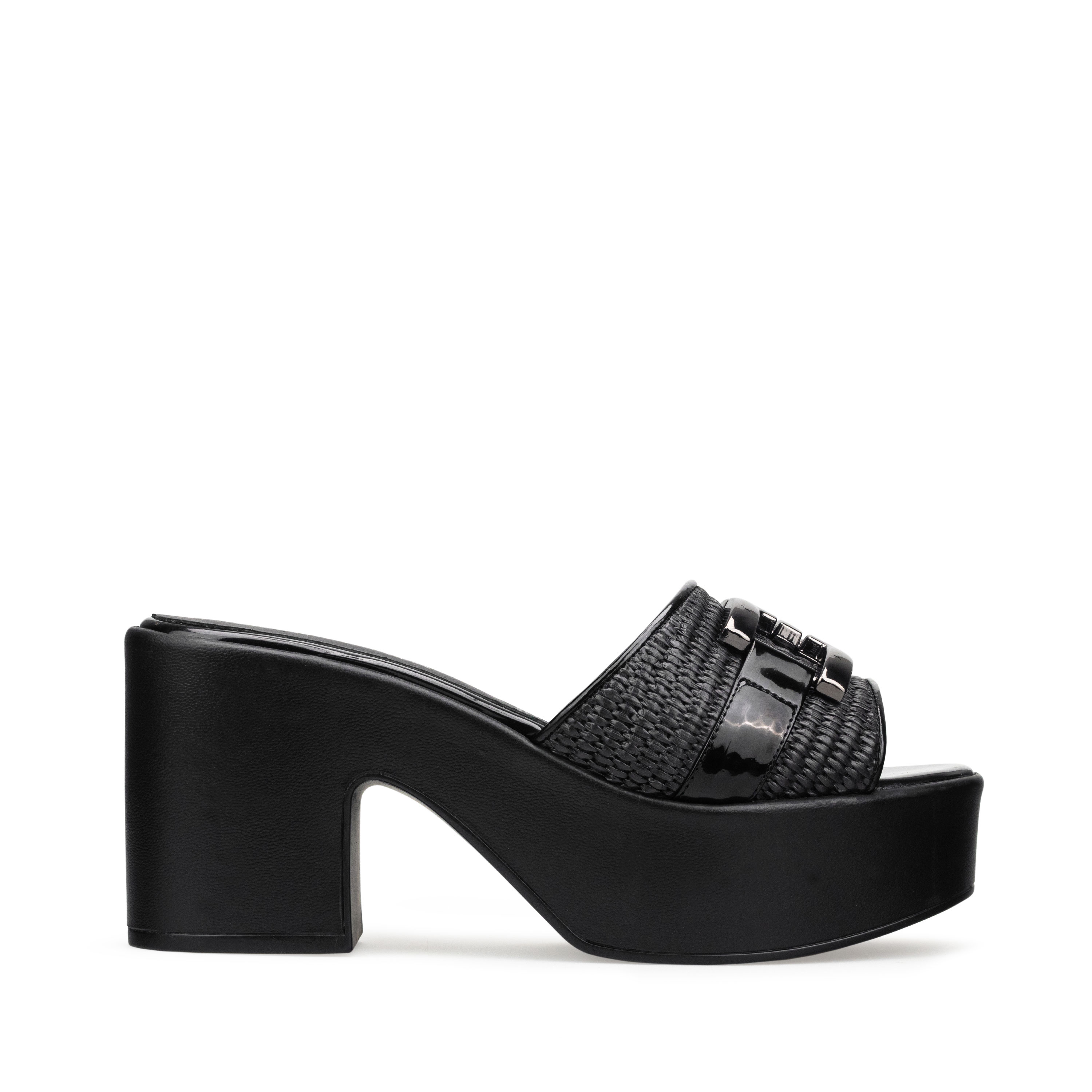 Zapatillas De Tacón Ancho Davenia De Plataforma Mod. Alisa
