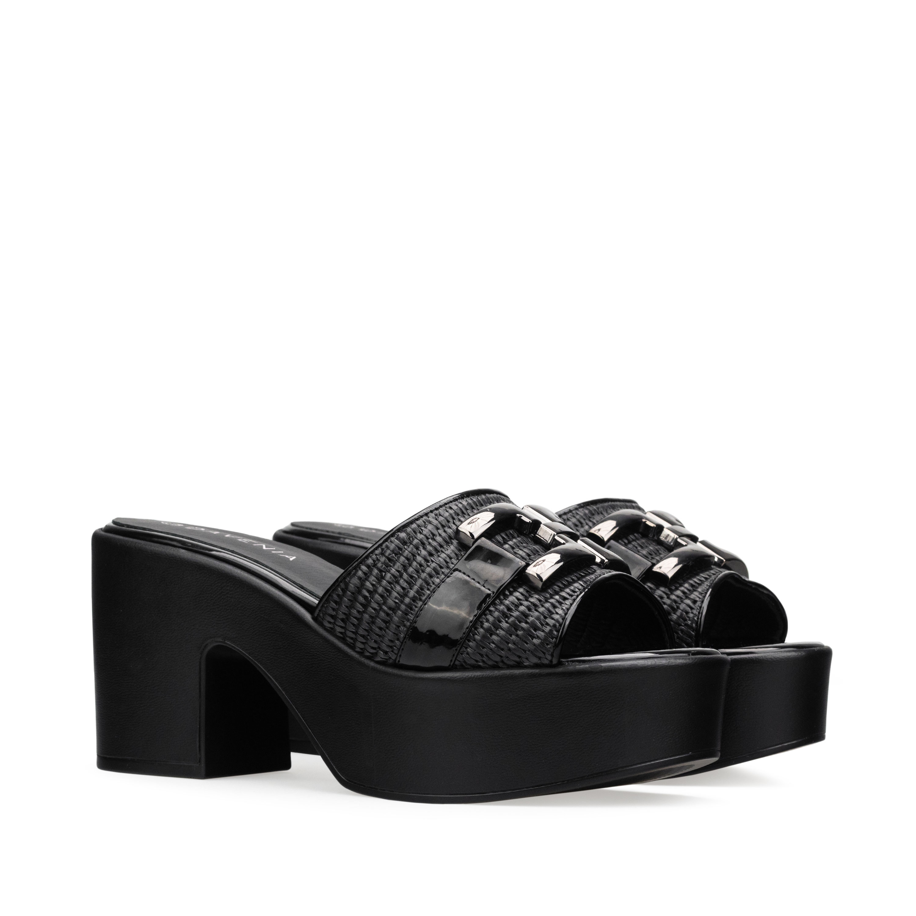 Zapatillas De Tacón Ancho Davenia De Plataforma Mod. Alisa