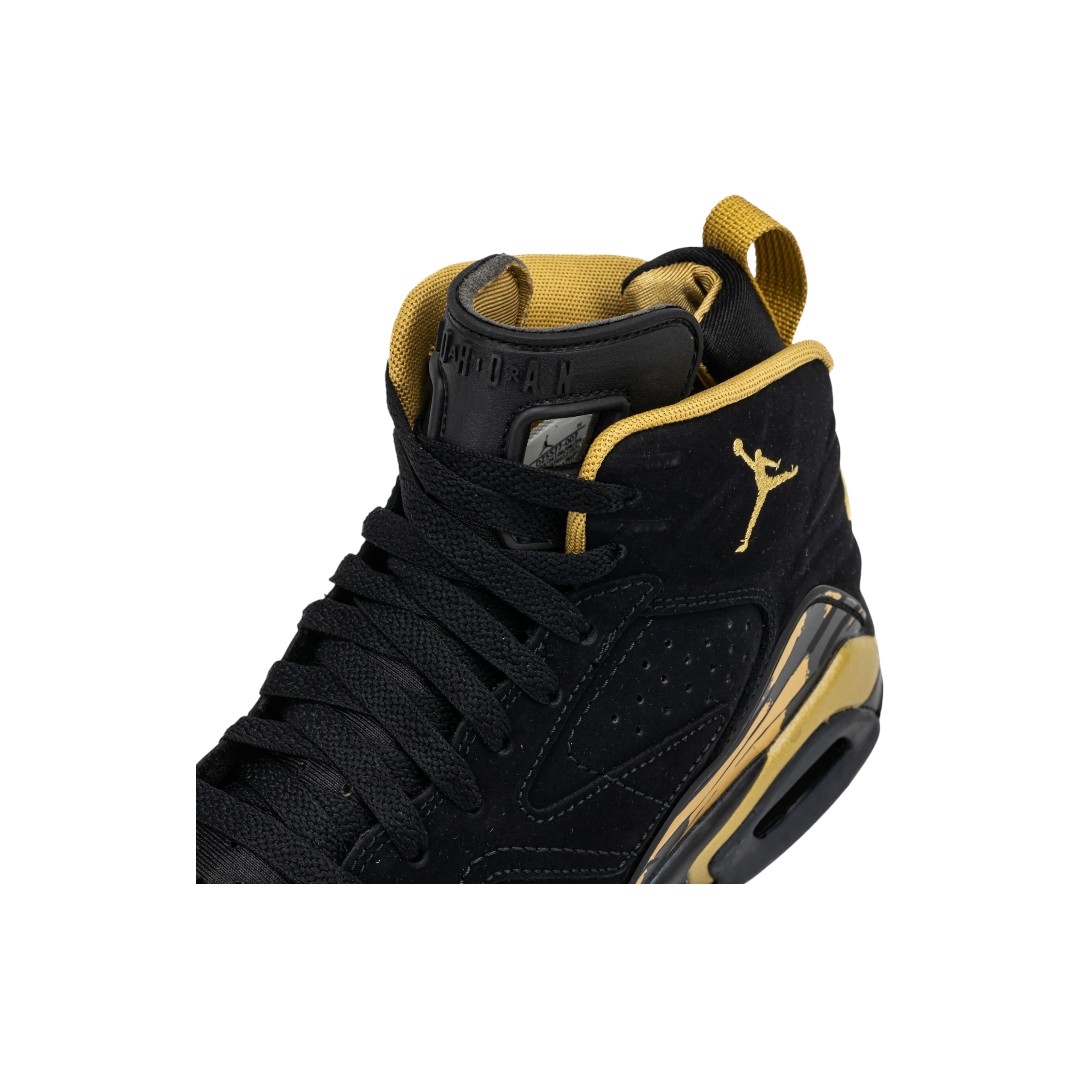 Tenis  Air Jordan MVP Metalic Black and Gold