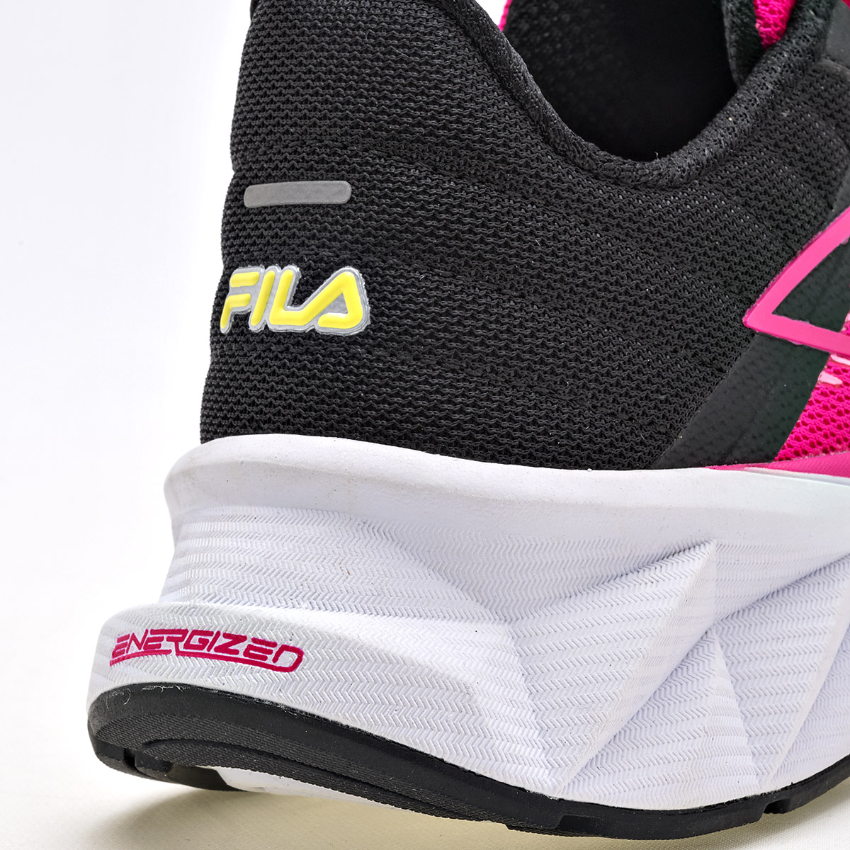 TENIS DEPORTIVO Fireflash Energized FILA PARA MUJER COLOR FIUSHA NEGRO 5RM025136