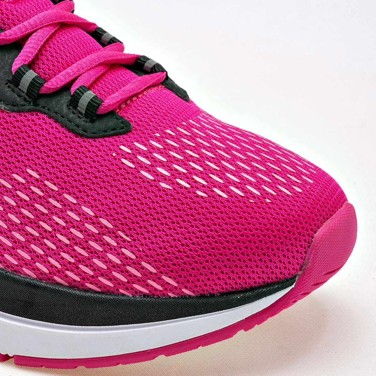 TENIS DEPORTIVO Fireflash Energized FILA PARA MUJER COLOR FIUSHA NEGRO 5RM025136